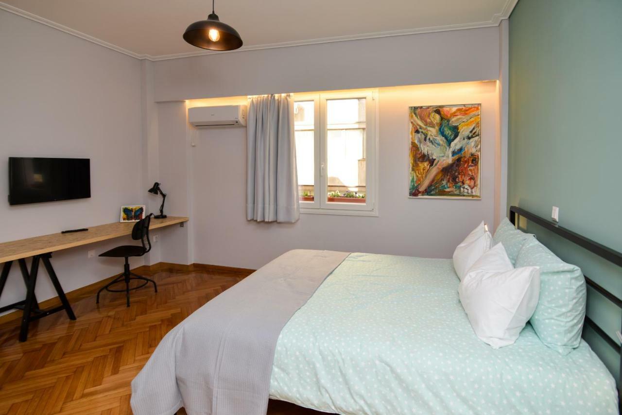 Apartament Heart, Syntagma Metro